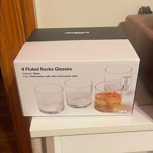 Set of Brand New 4 Clear Fluted Rocks Glasses